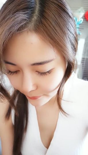 性感红唇与脚丫-青萍女尊资源分享平台