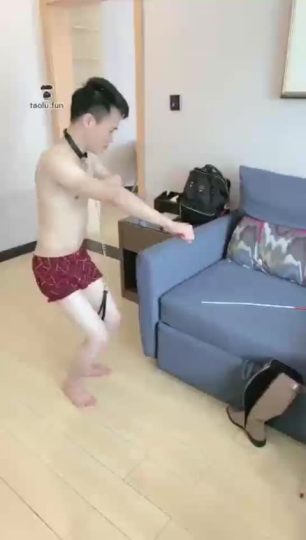 黎离 居家双奴伺候玩乐 骑大马足喂食-青萍女尊资源分享平台