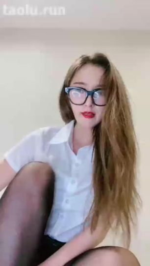 一诺大小姐 红绿灯秘书黑丝坐脸折磨领导-青萍女尊资源分享平台