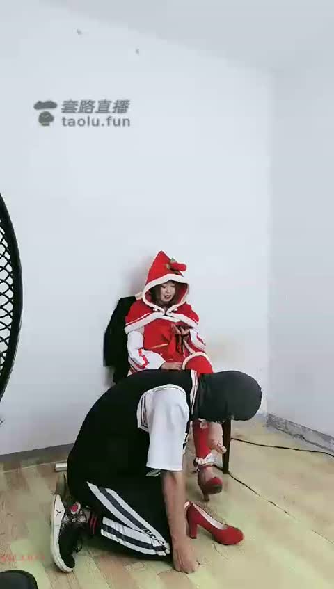 南笙四爷 Cosplay貂蝉的踢裆责罚-青萍女尊资源分享平台