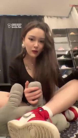 安琪 运动风榨汁 交作业-青萍女尊资源分享平台