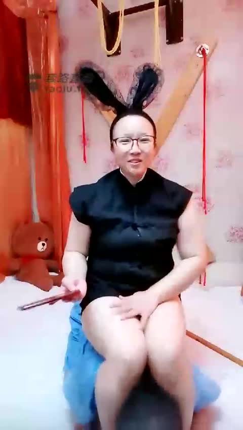 帝都女皇黎大夫 高清 玩一会狗奴 鞭打-青萍女尊资源分享平台