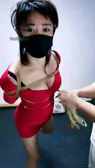 490.【紧缚体验室】支架sp直臂驷马镣铐【122分钟】【高清】-青萍女尊资源分享平台