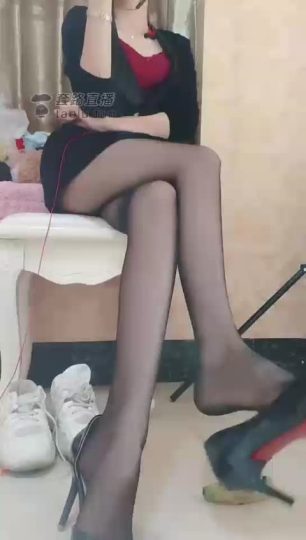 多多 脚底下的玩具-青萍女尊资源分享平台