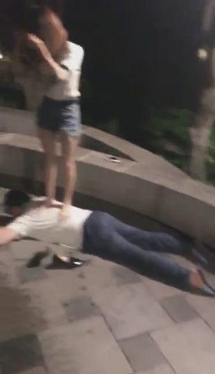 宝爷 户外双调贱狗 强迫舔鞋泥-青萍女尊资源分享平台