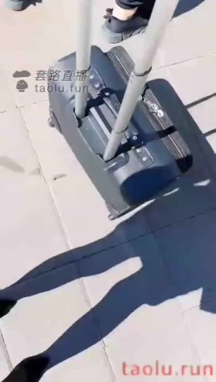 乐姐 车上玩奴-青萍女尊资源分享平台