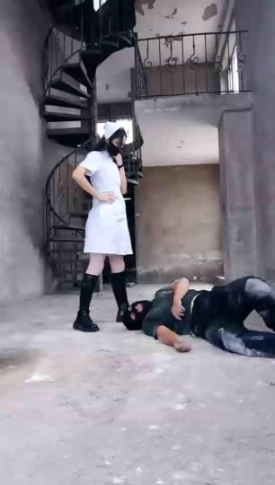 猫神大人  皮靴爆踹）女护士威胁病人签卖身契 上）-青萍女尊资源分享平台