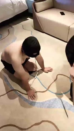 芒果 双主调教 鞭打SP 掐大腿 高跟踩脸 圣水-青萍女尊资源分享平台