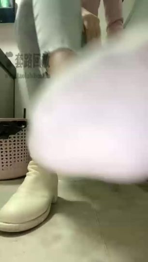 草莓大大 第一视角 红绿灯 逼迫弟弟吃口水-青萍女尊资源分享平台