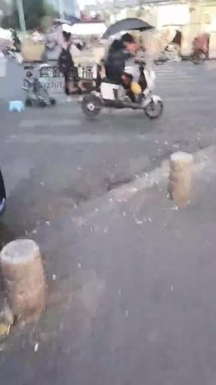 德意户外 舔大学生前台美脚 踩踏-青萍女尊资源分享平台