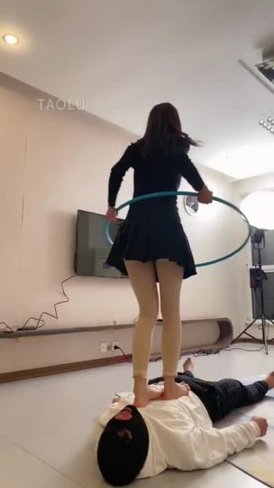 二宝 暴打摄影狗-青萍女尊资源分享平台