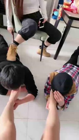 罗宾 老狗舔脚 小狗伺候-青萍女尊资源分享平台