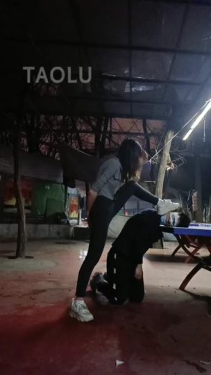 丫丫 踢裆-青萍女尊资源分享平台