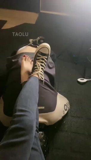 西柚 贱狗晚上发骚 二-青萍女尊资源分享平台