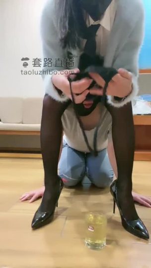 甜依 调教 钻跨 舔内裤-青萍女尊资源分享平台