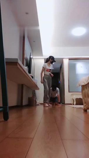 美娜-重度耳光加踢裆-青萍女尊资源分享平台