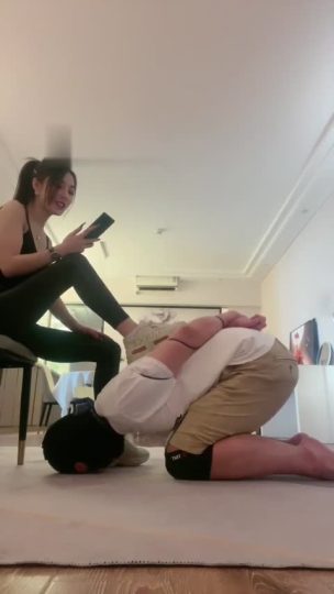 萱萱-剧情-健身教练惩罚偷懒学员-青萍女尊资源分享平台