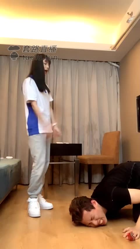 1725957548810_对阿月心动吗_前校长女儿在办公室虐废体育老师-青萍女尊资源分享平台