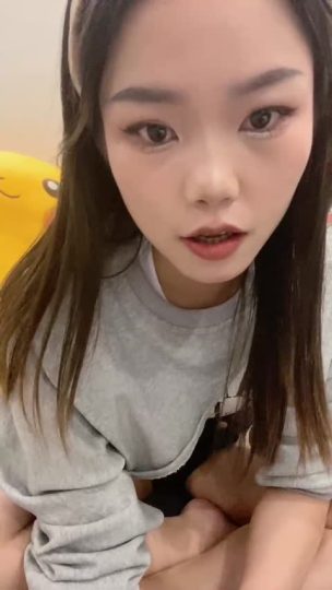 1726736803322_冷欣 红绿灯 憋住了-青萍女尊资源分享平台