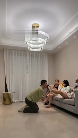 1723111268548_桃欣情侣主_糖糖_多对情侣耳光踢打羞辱狗_中间部分有卡顿-青萍女尊资源分享平台