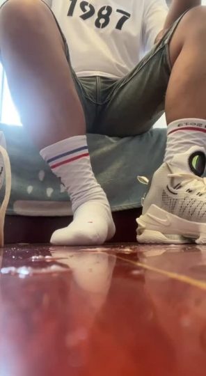 1731026143570_5_6212921182962845219-青萍女尊资源分享平台