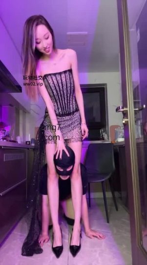 04情侣主 踩爆 177车模-青萍女尊资源分享平台