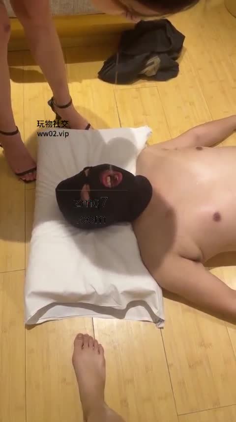 小凤梨 酒店调教老M-青萍女尊资源分享平台