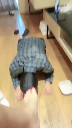 甜柚 美食家开胃-青萍女尊资源分享平台