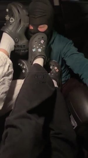 素人挖机 同时开发两个大生学妹-青萍女尊资源分享平台