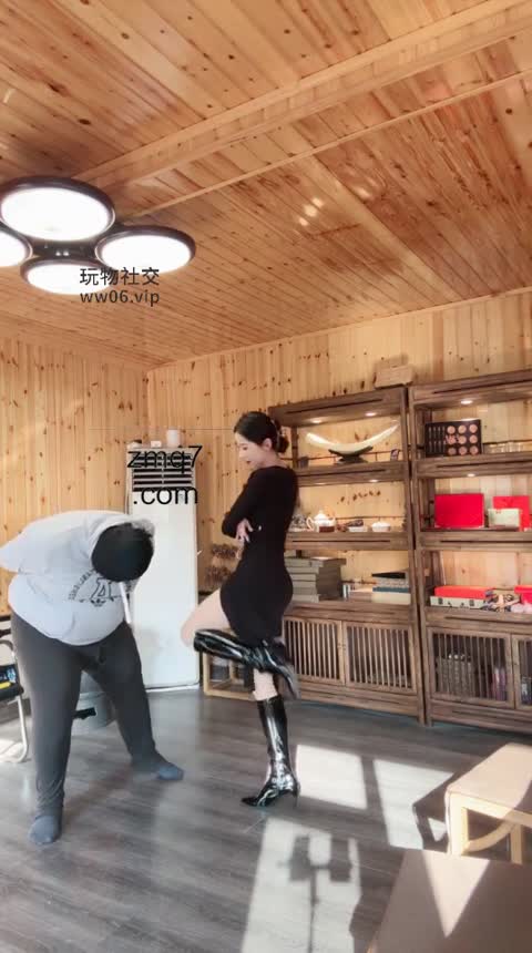 沅芷 踢裆大肥猪-青萍女尊资源分享平台