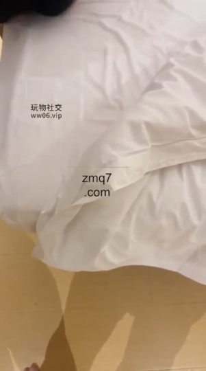 红颜 双奴口舌场加圣水 一个舔B一个舔脚-青萍女尊资源分享平台