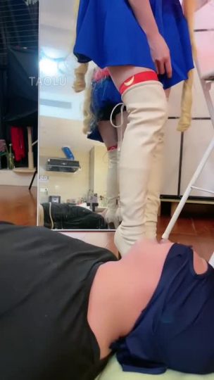 芷晴 早期作品 美少女变身-青萍女尊资源分享平台