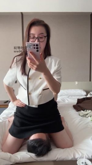金融女主 夜场鸭子的奉献 坐脸口舌-青萍女尊资源分享平台