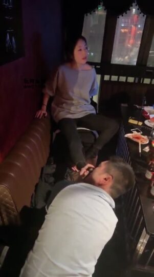 佳禾小妈 酒吧群调 打狗-青萍女尊资源分享平台