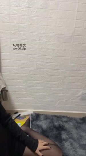 鹿S 调教女奴 口舌伺候妈妈高潮 坐脸窒息-青萍女尊资源分享平台